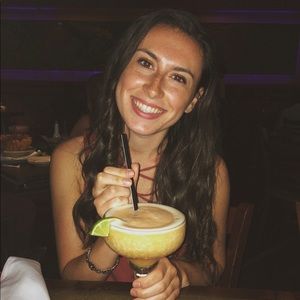 Meet your Posher, Jessica